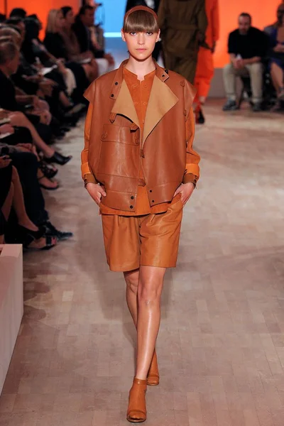 Look 20